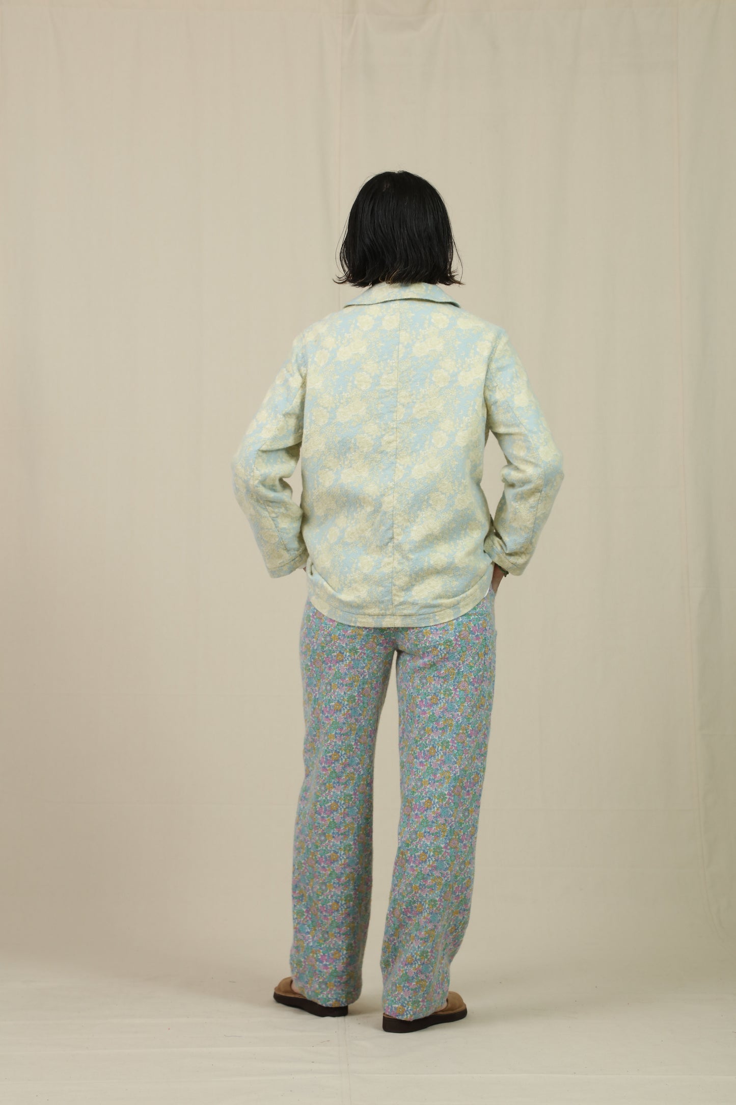 SHORT COAT