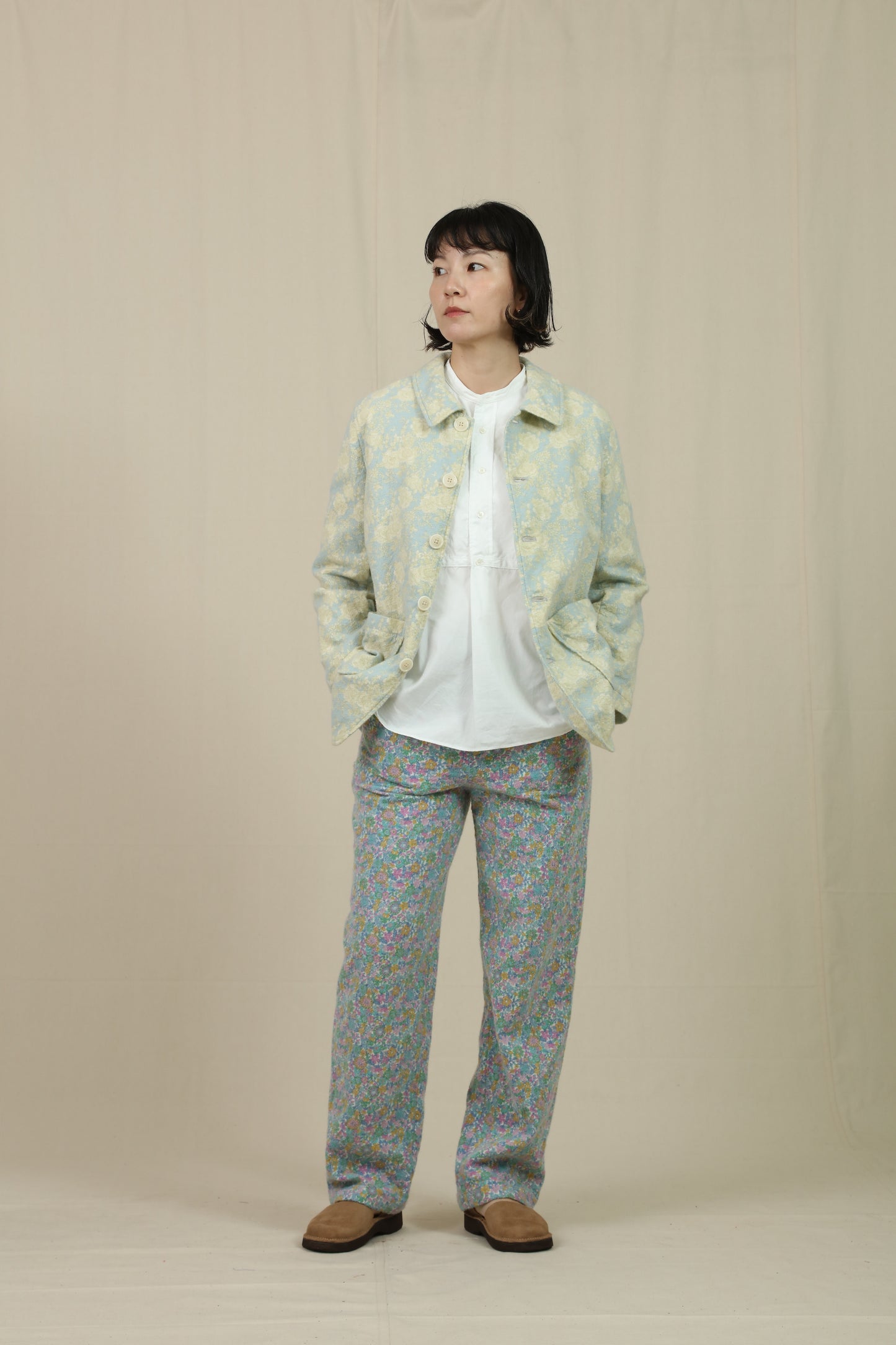 SHORT COAT