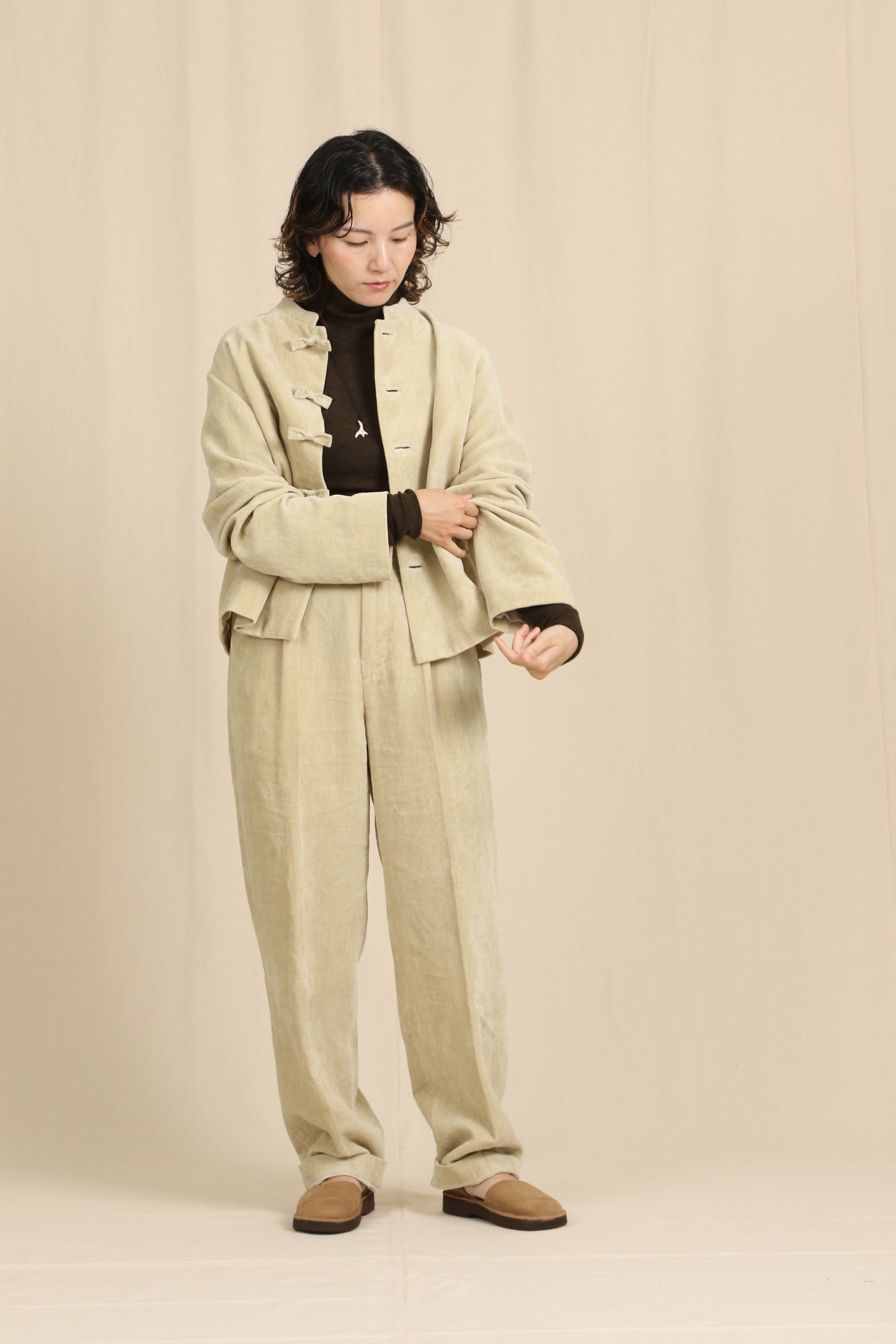 Paper velvet China jacket