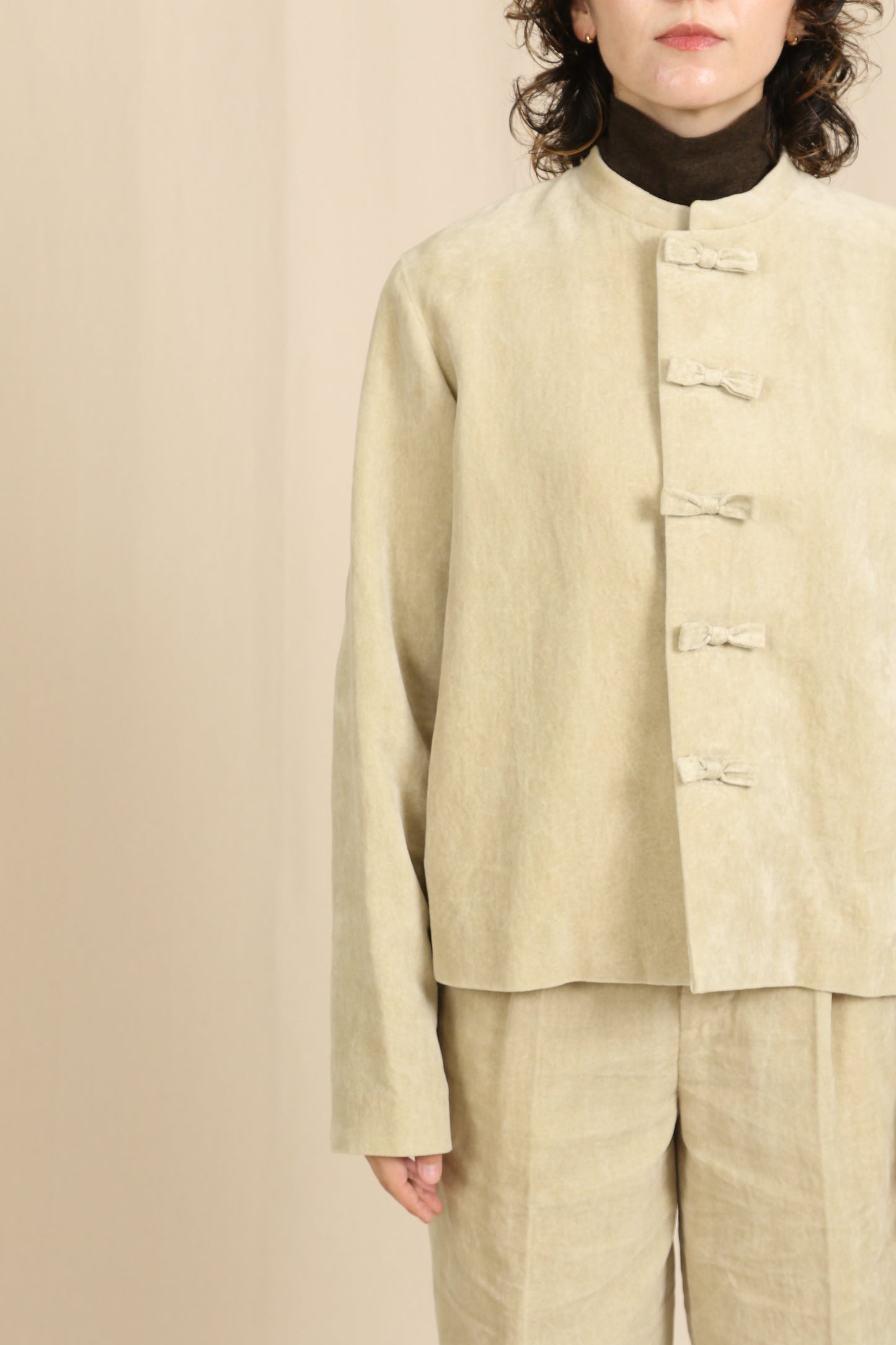 Paper velvet China jacket