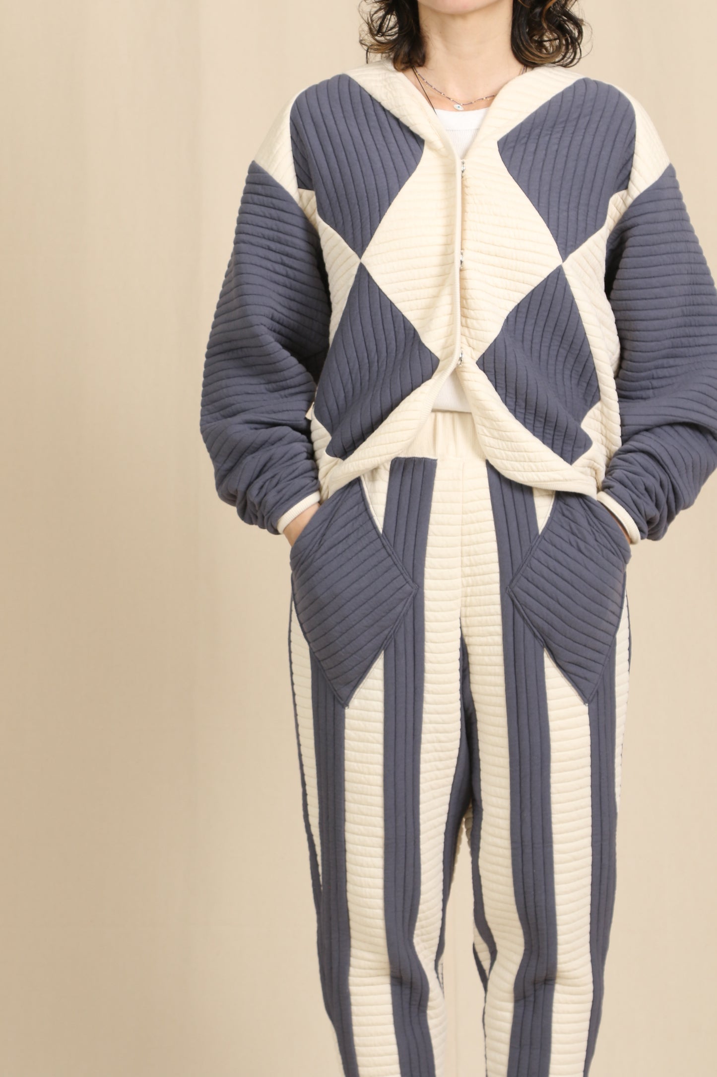 Quilt border argyle cardigan / Quilt border pants