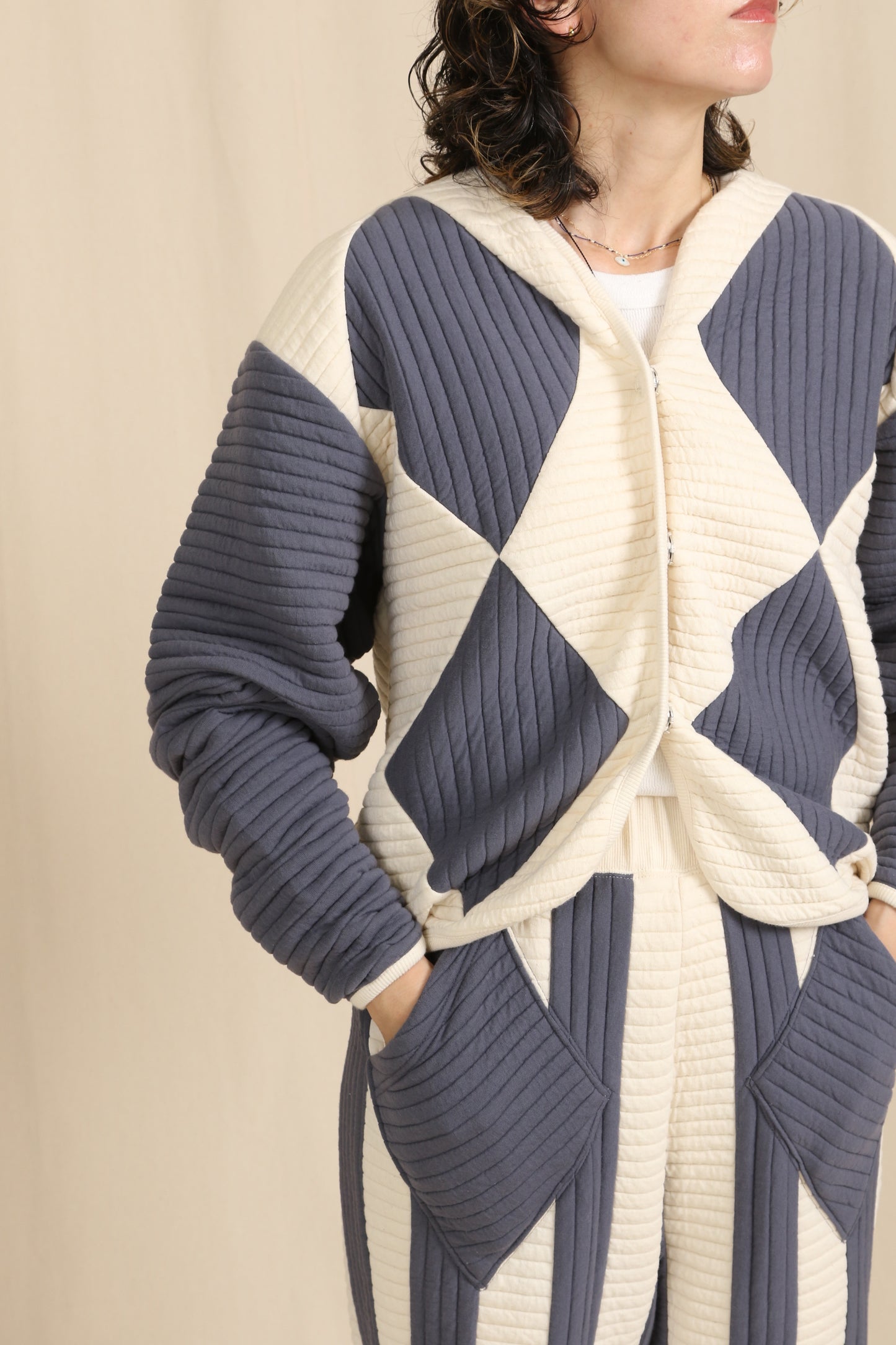 Quilt border argyle cardigan / Quilt border pants
