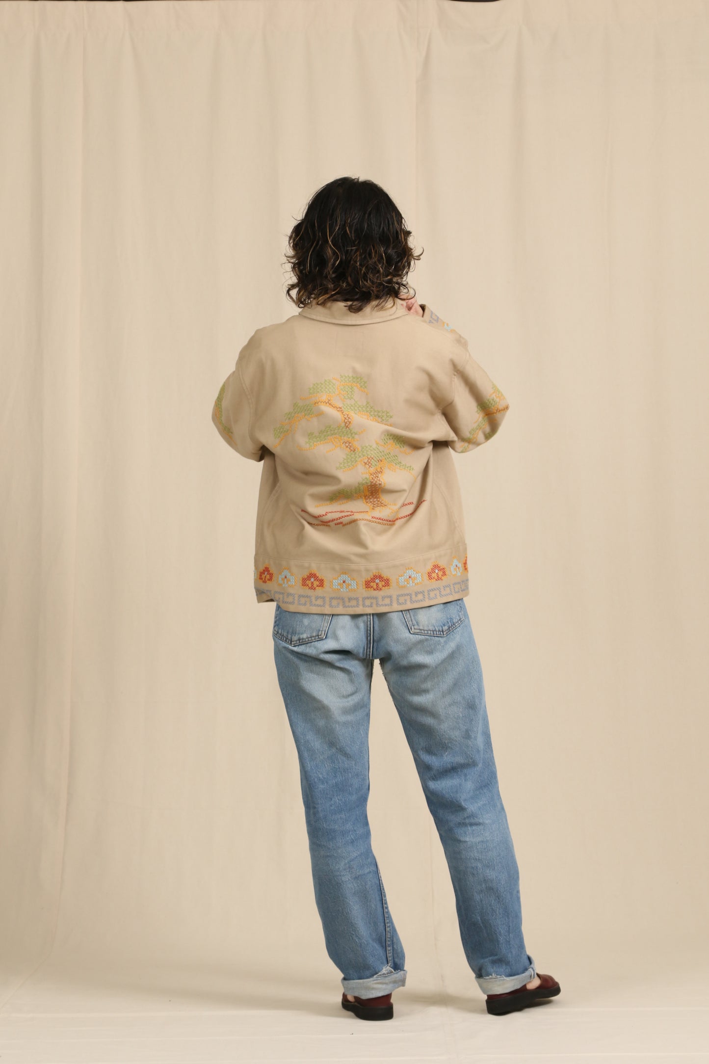 Pine tree embroidery jacket