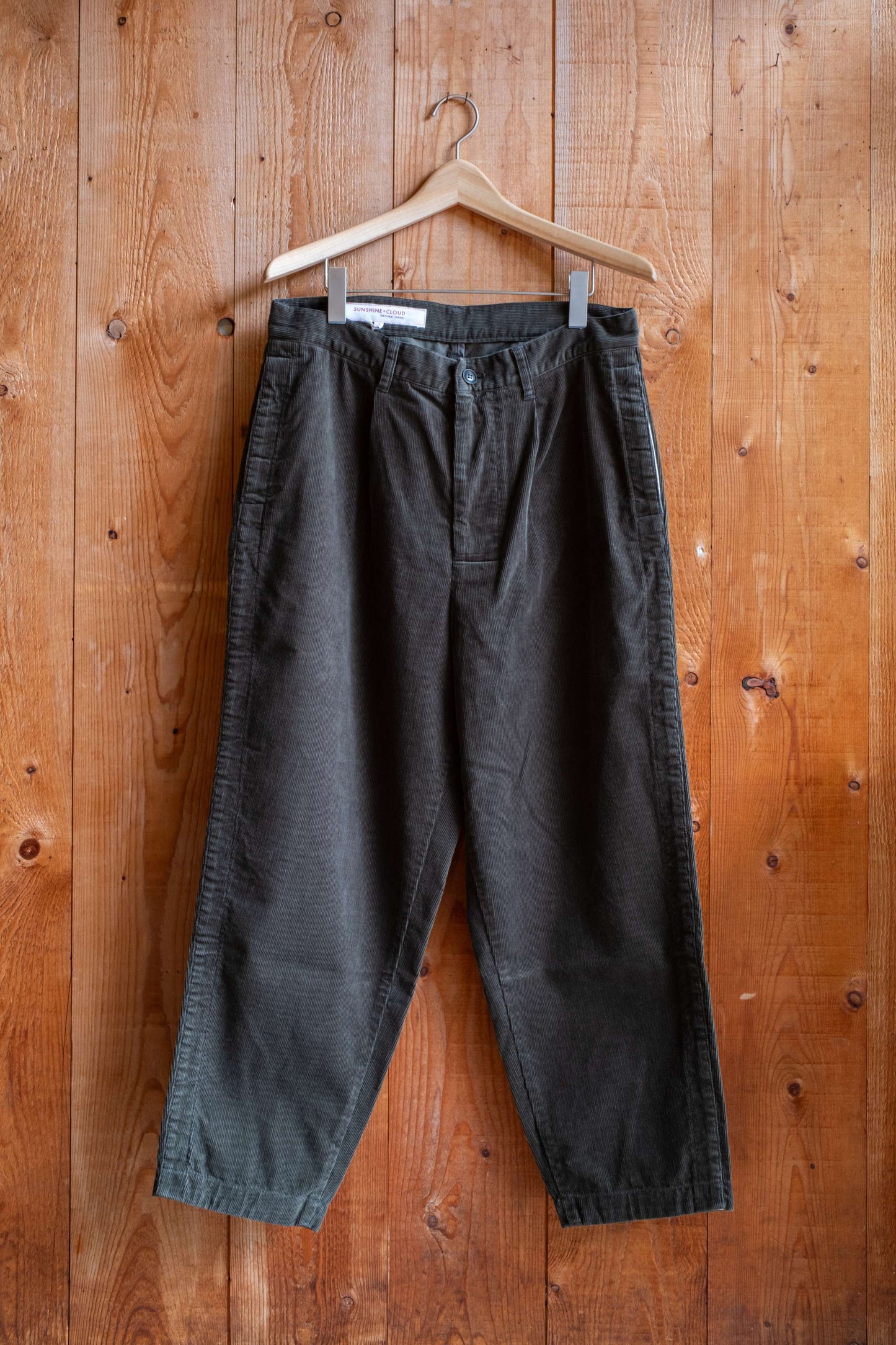 BIG SILHOUETTE PANTS