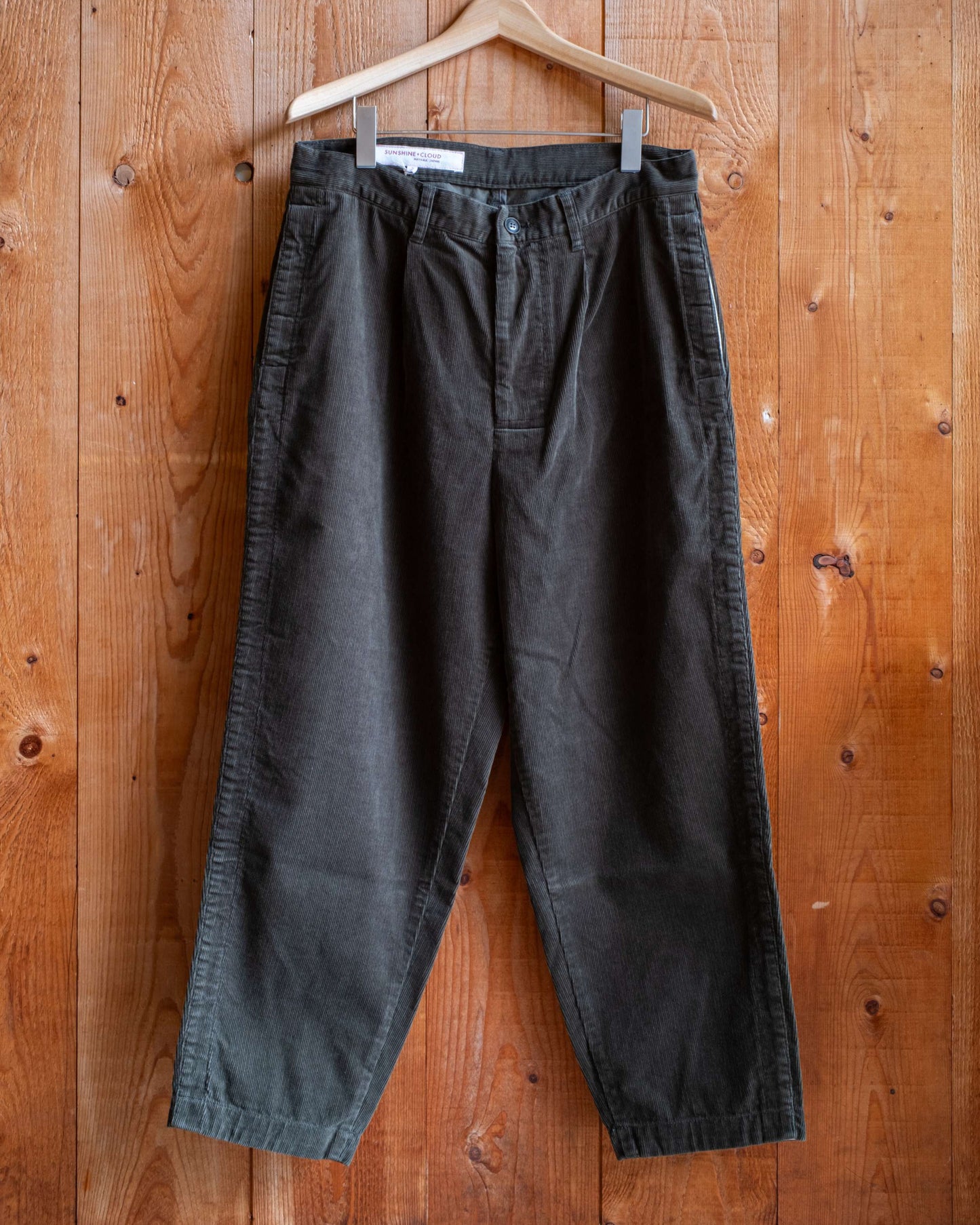 BIG SILHOUETTE PANTS