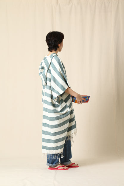 sabahar hooded poncho / jonnlynx