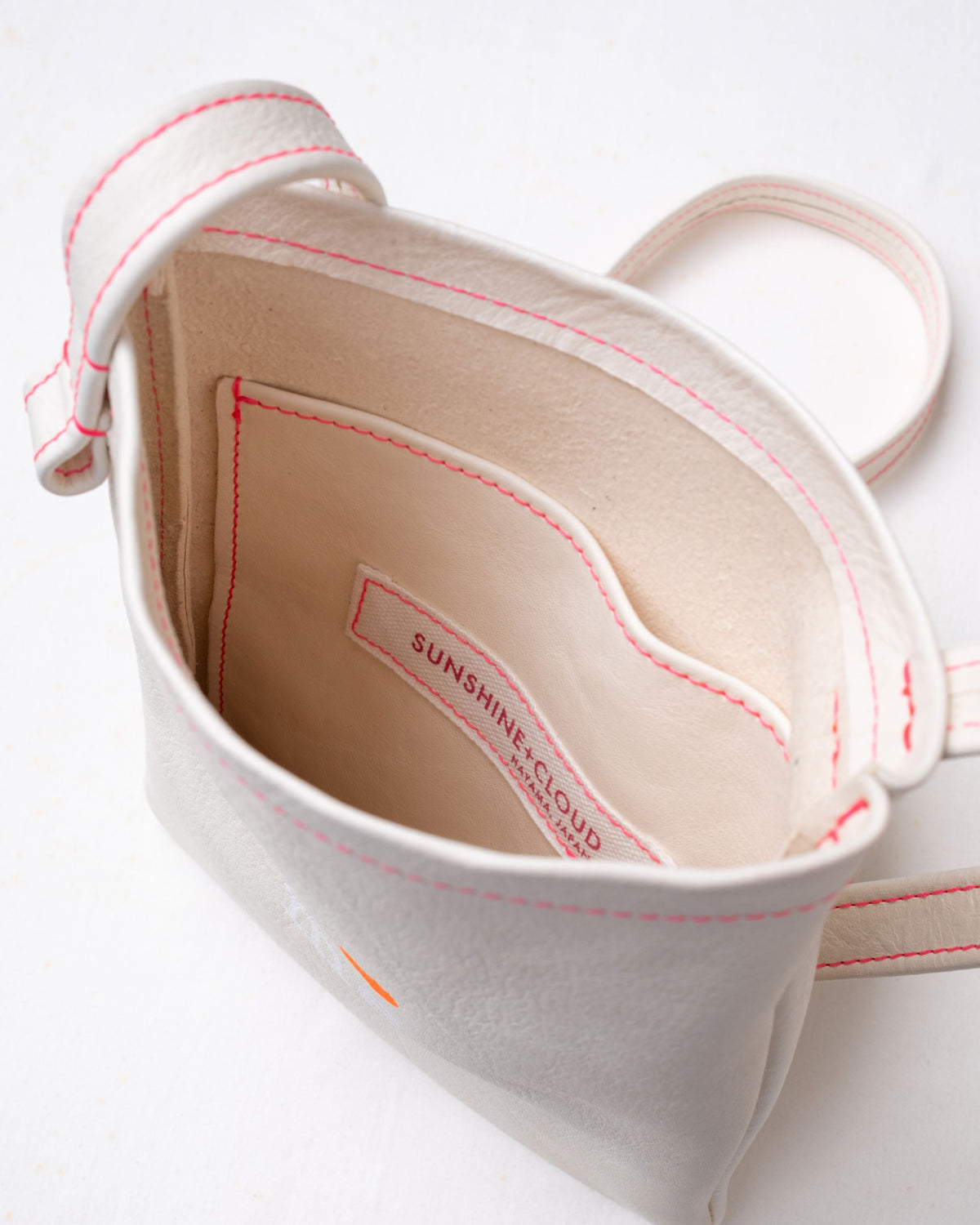 LEATHER BANK BAG / P33