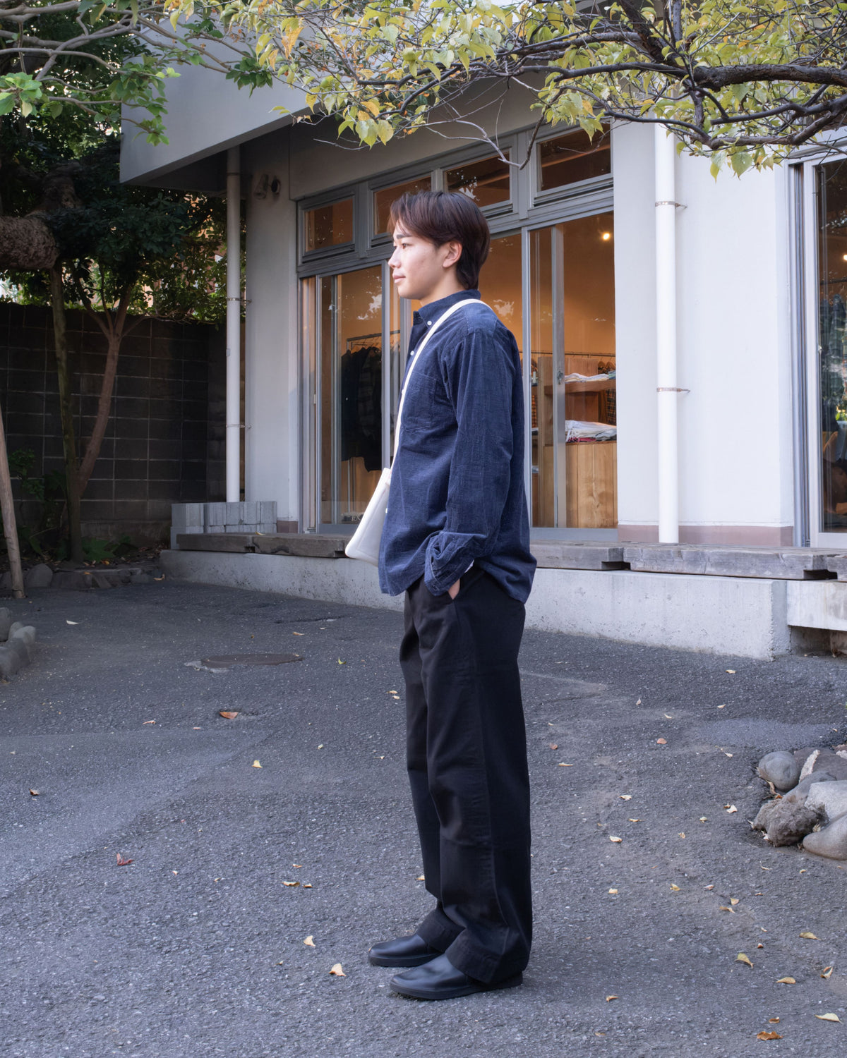 NEW WEST / P23