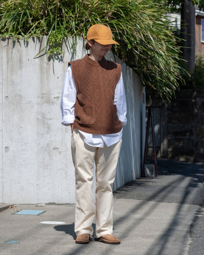 hache / MANSEL VEST