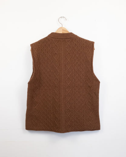 hache / MANSEL VEST