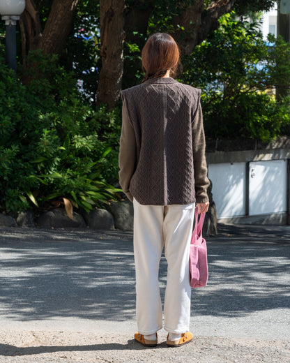 hache / MANSEL VEST