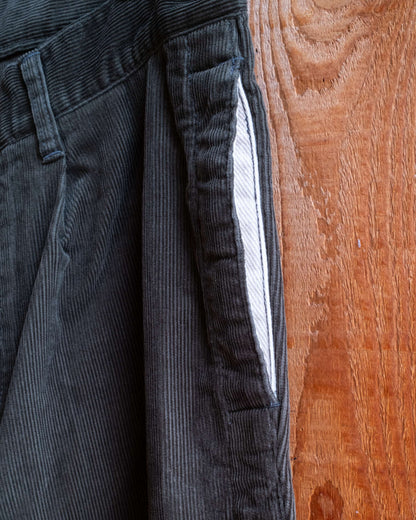 BIG SILHOUETTE PANTS
