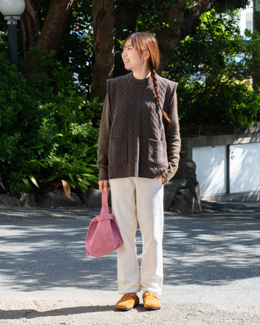 hache / MANSEL VEST