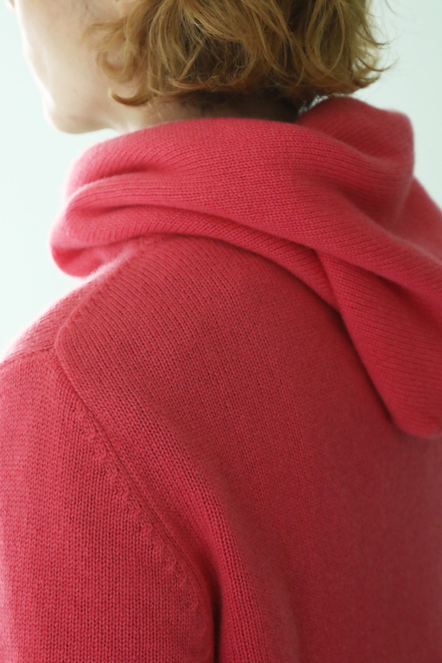 CASHMERE KNIT HOOD