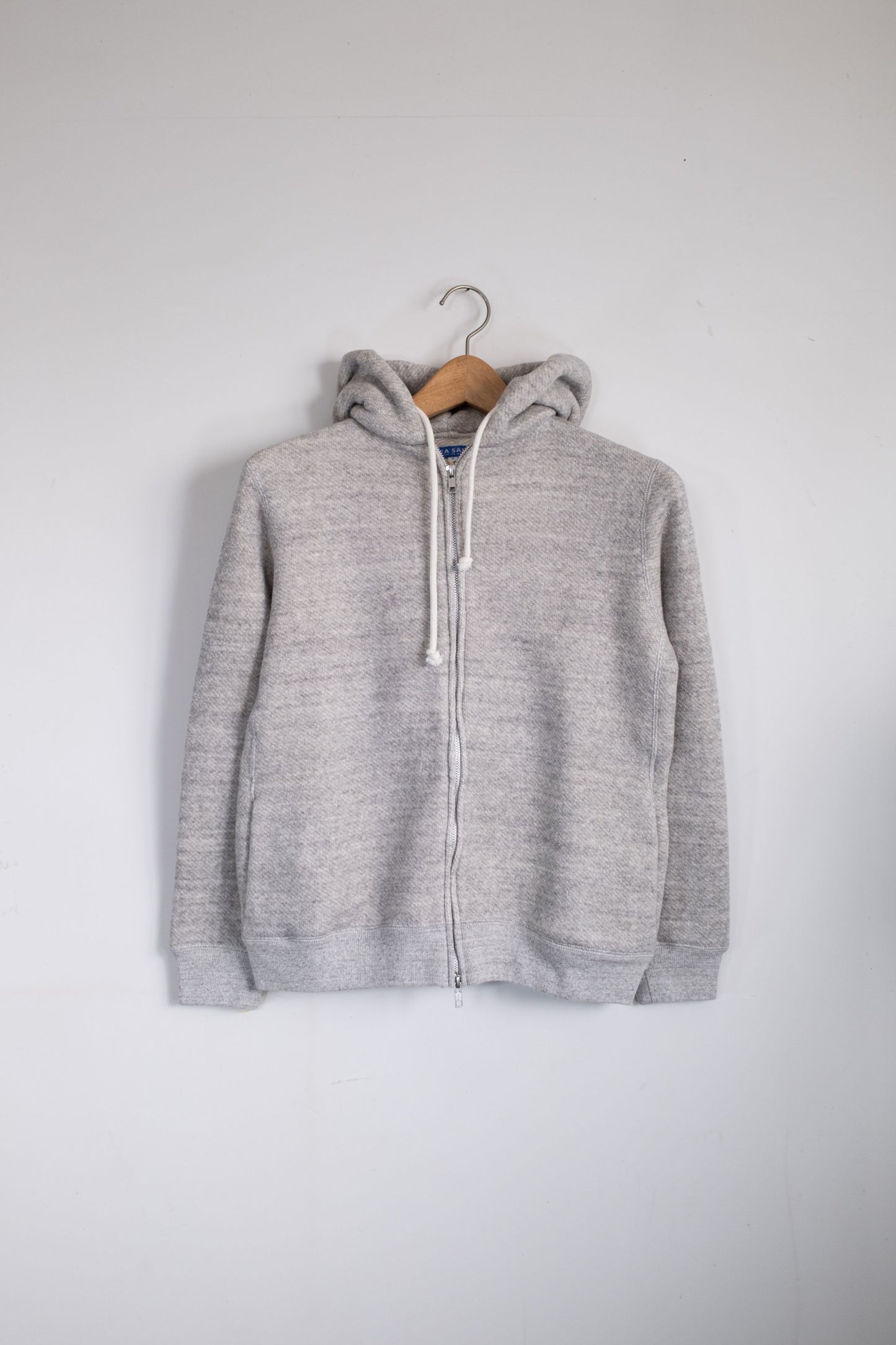 吊り編みパーカ